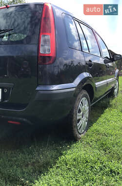 Хэтчбек Ford Fusion 2009 в 