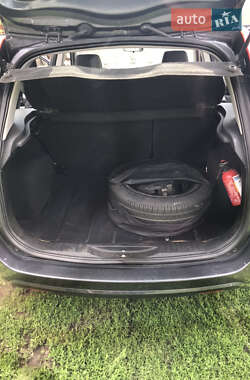 Хэтчбек Ford Fusion 2009 в 