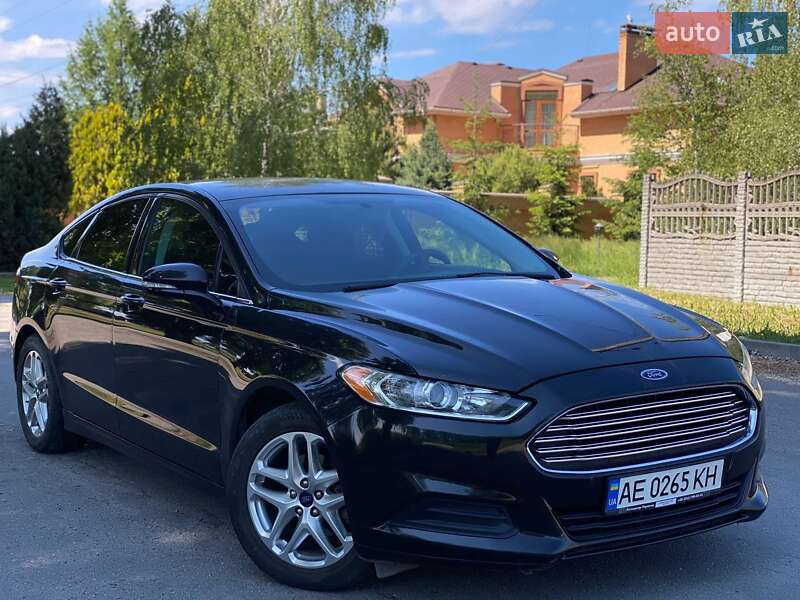 Седан Ford Fusion 2013 в Дніпрі