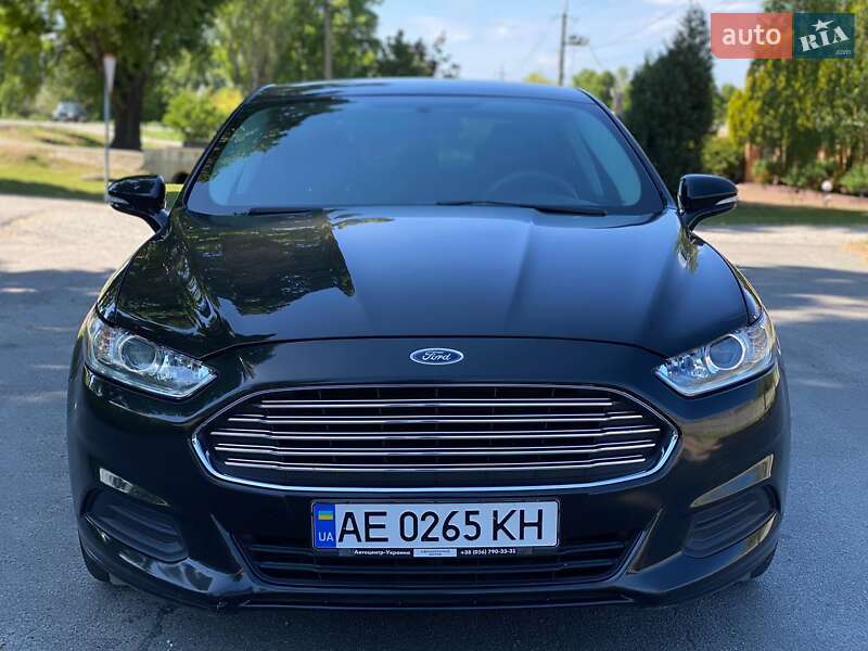 Седан Ford Fusion 2013 в Дніпрі