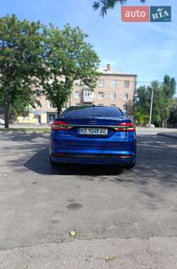 Седан Ford Fusion 2017 в 
