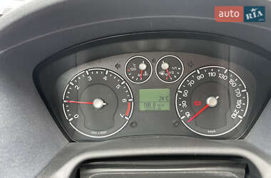 Хэтчбек Ford Fusion 2010 в 