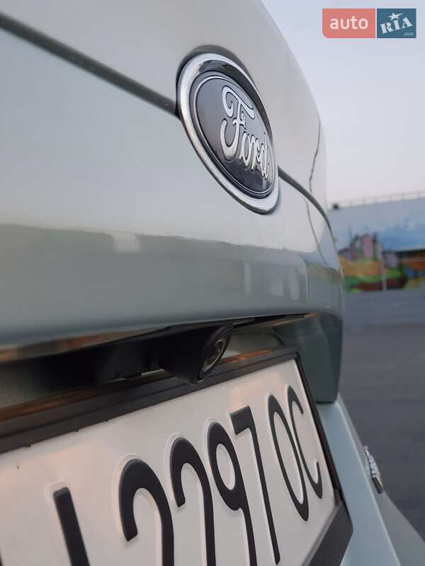 Седан Ford Fusion 2012 в Одессе