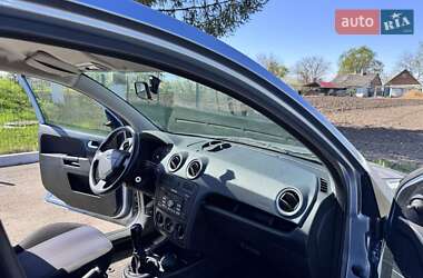 Хэтчбек Ford Fusion 2006 в 