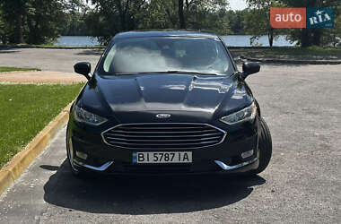 Седан Ford Fusion 2018 в 