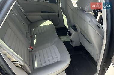 Седан Ford Fusion 2018 в 