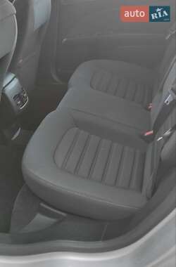 Седан Ford Fusion 2018 в 