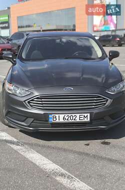 Седан Ford Fusion 2016 в Полтаві