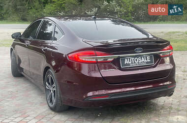 Седан Ford Fusion 2016 в 