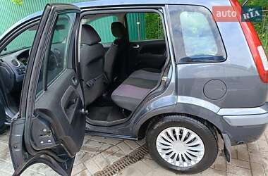 Хэтчбек Ford Fusion 2008 в 