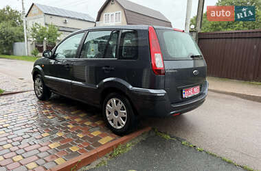 Хэтчбек Ford Fusion 2010 в 