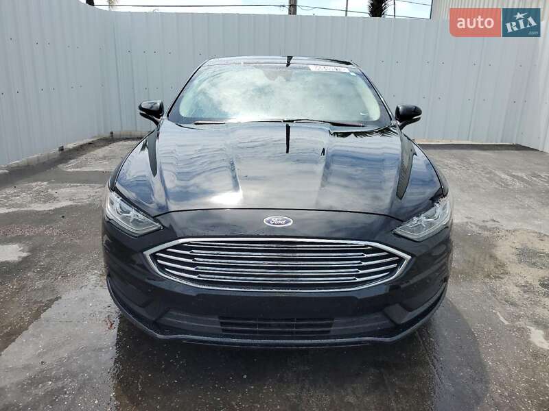 Седан Ford Fusion 2017 в Тернополі