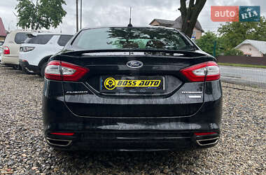 Седан Ford Fusion 2015 в 