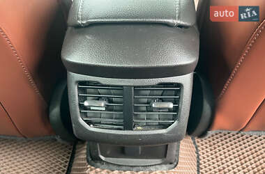 Седан Ford Fusion 2015 в 