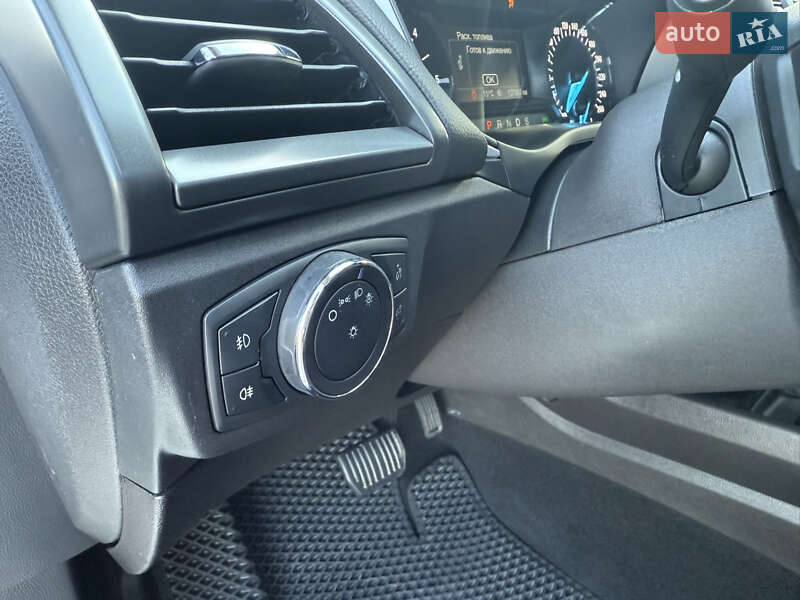 Седан Ford Fusion 2015 в Одессе