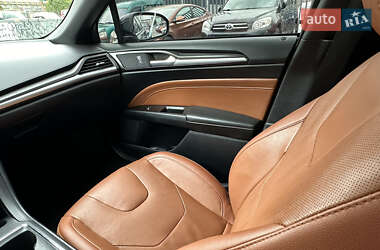 Седан Ford Fusion 2020 в 