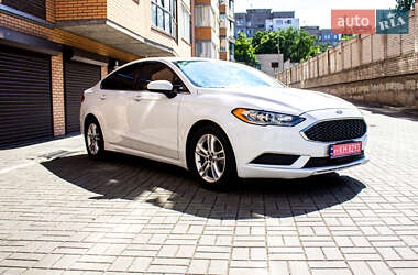 Седан Ford Fusion 2018 в 