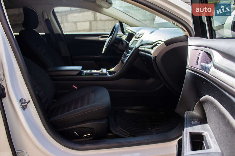 Седан Ford Fusion 2017 в Черкассах