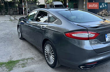 Седан Ford Fusion 2015 в 