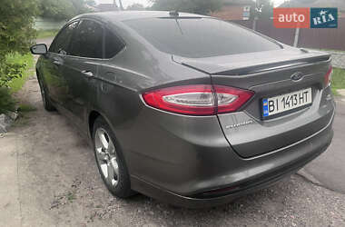Седан Ford Fusion 2012 в 