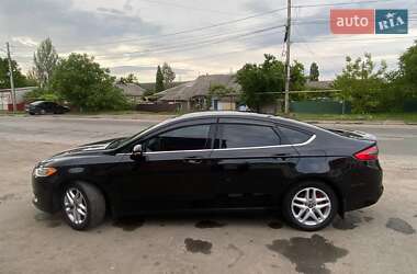 Седан Ford Fusion 2014 в 