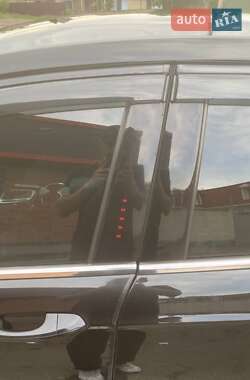 Седан Ford Fusion 2014 в 