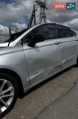 Седан Ford Fusion 2019 в 