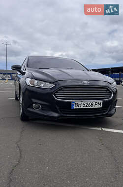 Седан Ford Fusion 2014 в 
