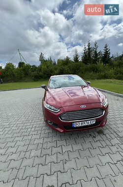 Седан Ford Fusion 2013 в 