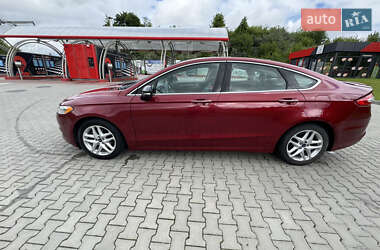 Седан Ford Fusion 2013 в 