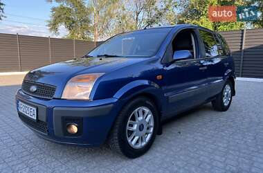 Хэтчбек Ford Fusion 2007 в 