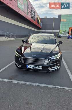 Седан Ford Fusion 2017 в 