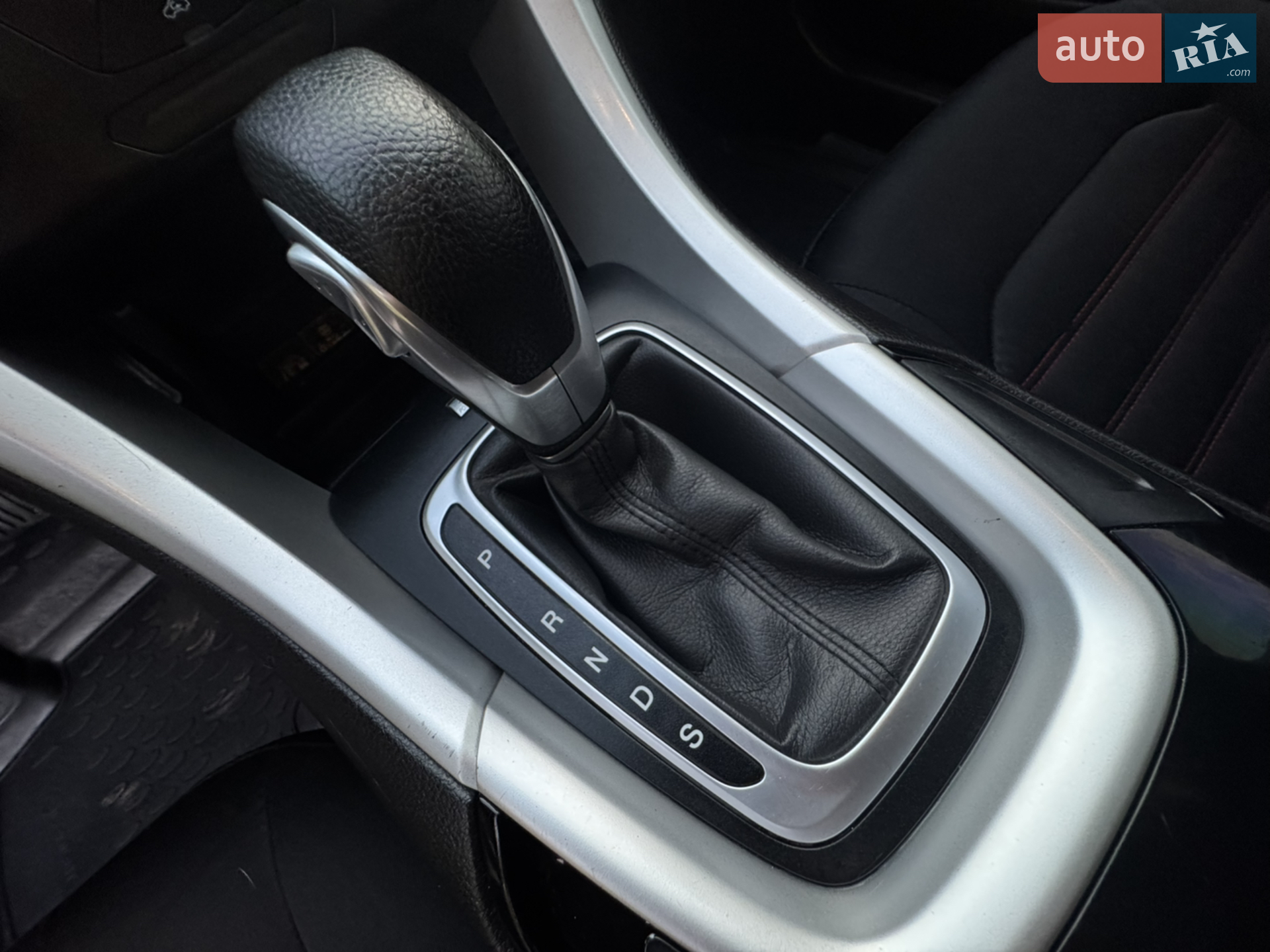 2014 Ford Fusion - мініатюра 16