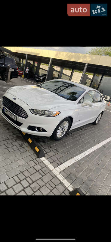 Седан Ford Fusion 2015 в Одессе