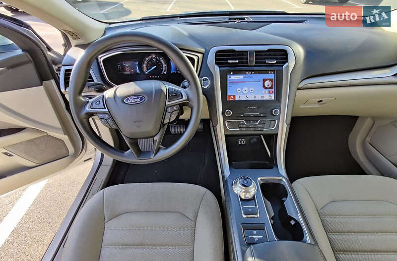 Седан Ford Fusion 2019 в Запоріжжі