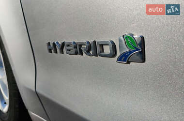 Седан Ford Fusion 2019 в 