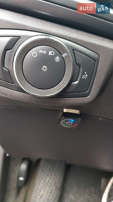 Седан Ford Fusion 2015 в Ровно фото 12 Седан Ford Fusion 2015 в Ровно