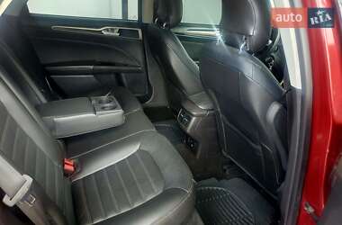 Седан Ford Fusion 2012 в 