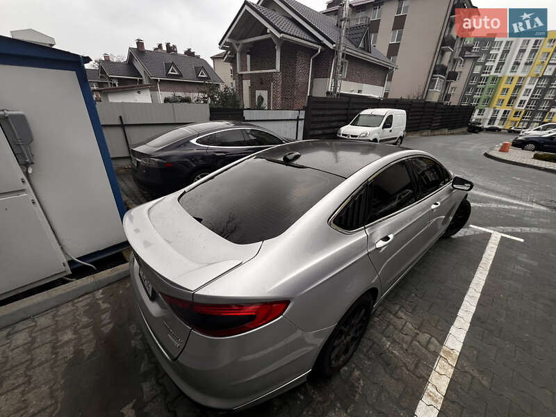 Седан Ford Fusion 2014 в Гостомеле