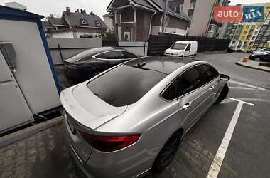 Седан Ford Fusion 2014 в 