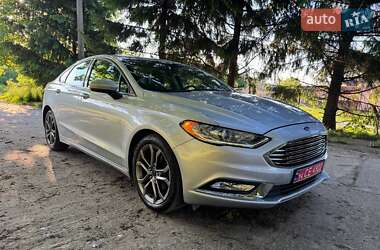Седан Ford Fusion 2016 в Львове