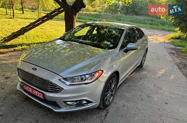 Седан Ford Fusion 2016 в 