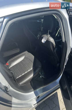 Седан Ford Fusion 2013 в 