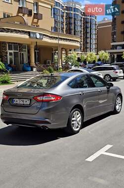 Седан Ford Fusion 2014 в 