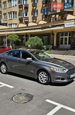 Седан Ford Fusion 2014 в 