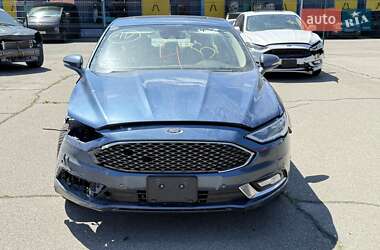 Седан Ford Fusion 2018 в 