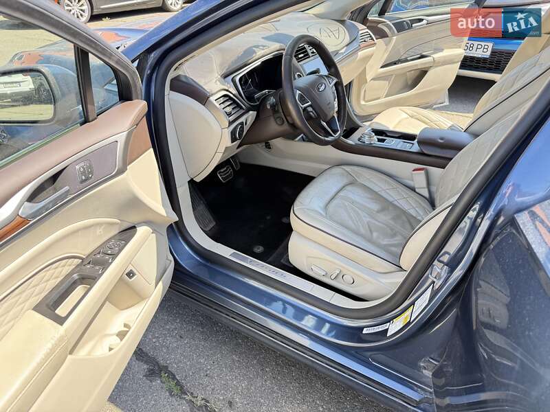 Седан Ford Fusion 2018 в Киеве фото 15 Седан Ford Fusion 2018 в Киеве