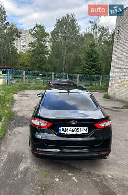 Седан Ford Fusion 2014 в 