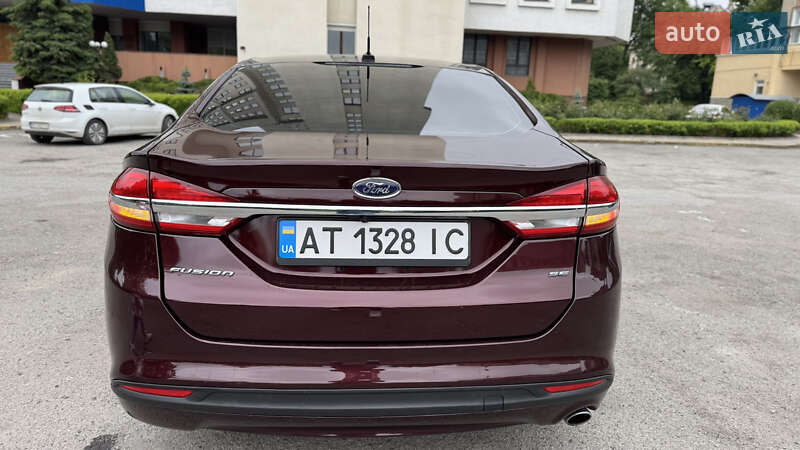 Седан Ford Fusion 2016 в Тернополі