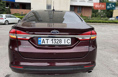 Седан Ford Fusion 2016 в 